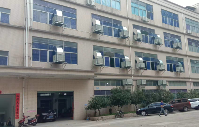 橡塑車(chē)間降溫通風(fēng)方案